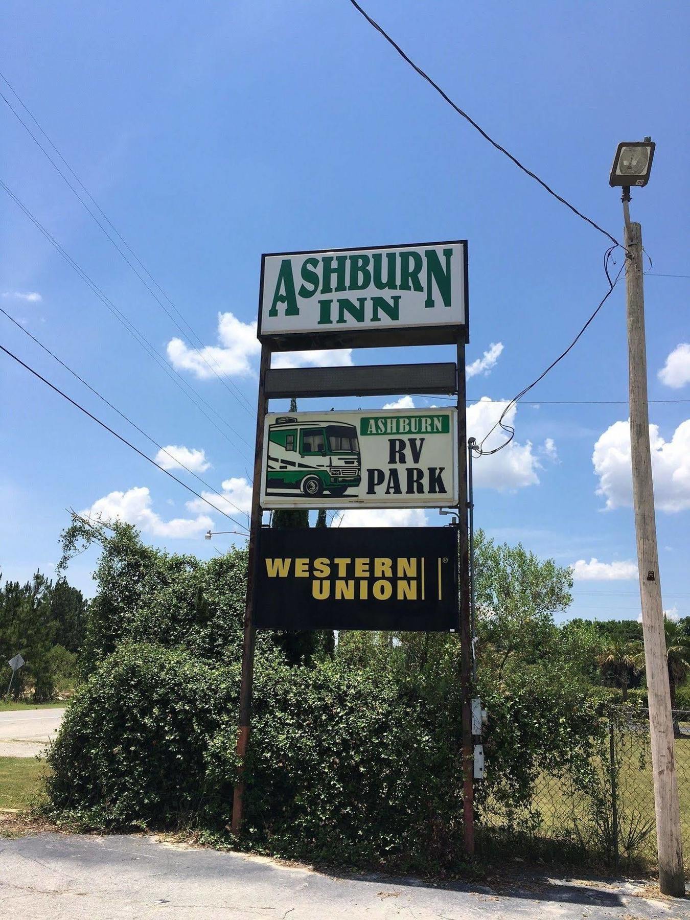 Ashburn Inn - Ashburn Bagian luar foto
